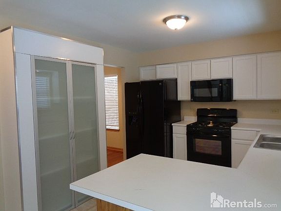 4th image of 2313 Candlewood Ct