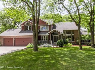 27890 Greenwood Dr, Adel, IA 50003