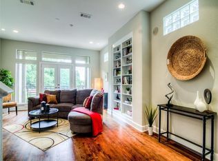 4716 Dickson St, Houston, TX 77007
