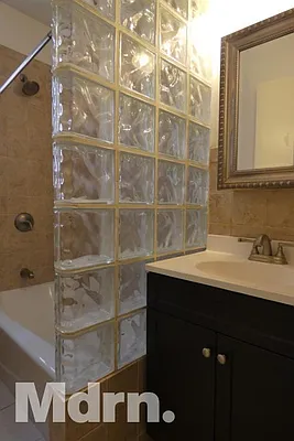 Rented by Mdrn Residential | media 16