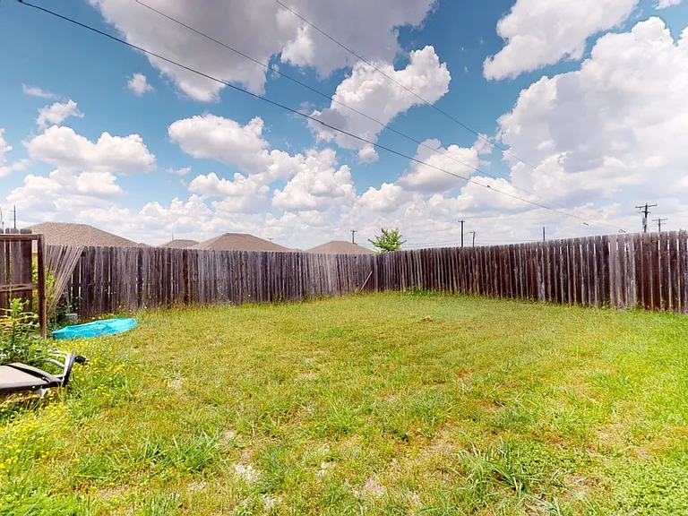 3805 Littleleaf Ct #A — Photo 18