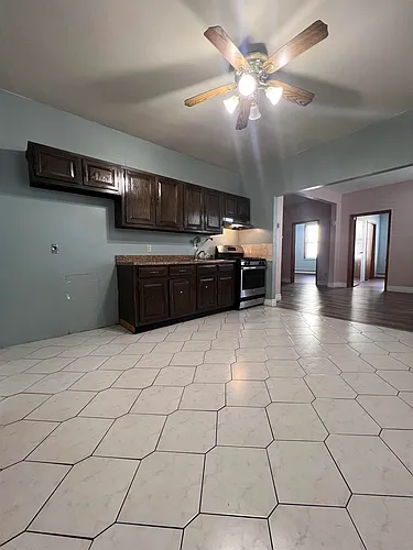 407 Kennedy Blvd #1R Photo 1