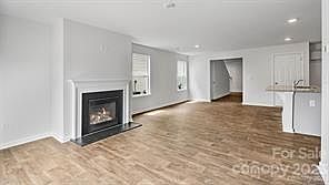 4th image of 3147 Winged Elm St