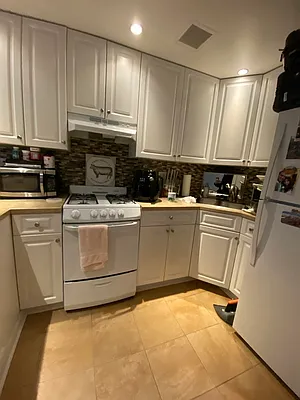 Rented by Corcoran | media 14