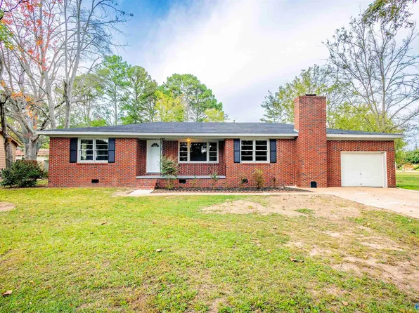 504 Betty St SW, Decatur, AL 35601