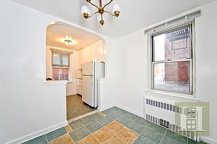 2nd image of 3206 Fairfield Ave APT 2C