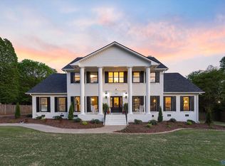 302 Devon Cir SE, Huntsville, AL 35802