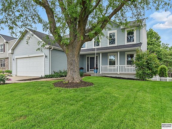 3rd image of 5805 S 160th St