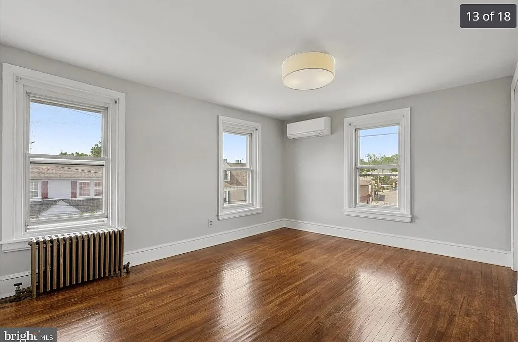 3 bed, 1287 sqft, $2,750 — Photo 4