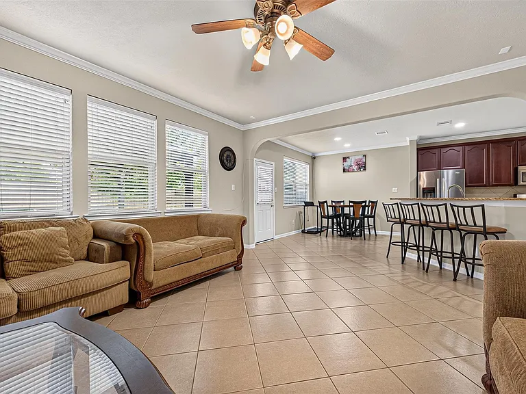 9106 Fuqua Breeze Dr — Photo 7