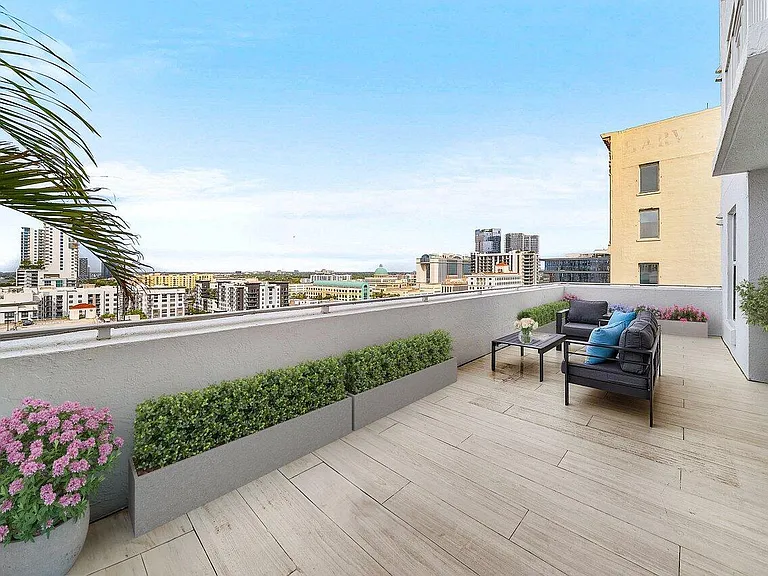 255 Evernia St #1115 — Photo 22