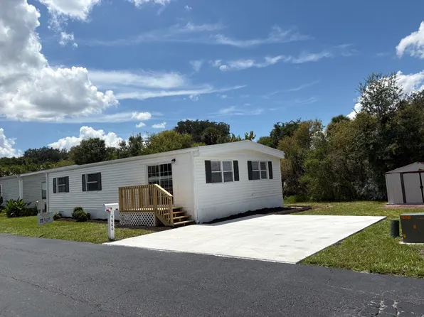 4666 Nader Ln, Titusville, FL 32780