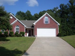 183 Peachtree Glen Dr, Ellenwood, GA 30294