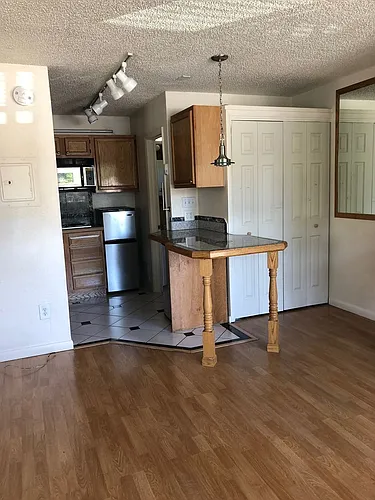 Floor plan 213