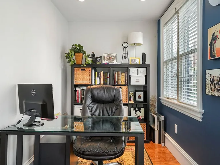 15 Howell St #1 — Photo 17