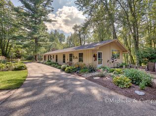 731 13 Mile Rd NW, Sparta, MI 49345