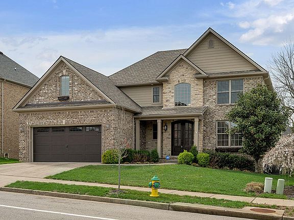 2nd image of 2501 Pascoli Pl