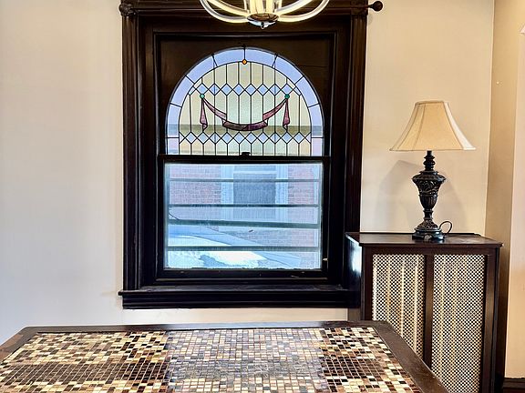 5th image of 1115 W Main St #2