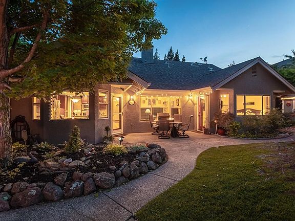 2nd image of 1422 Valley Glen Dr