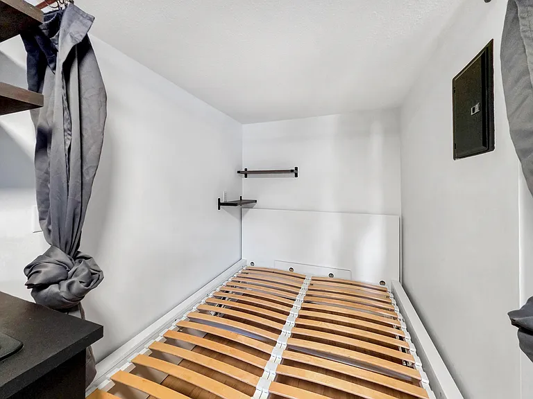 315 9a St NW — Photo 14