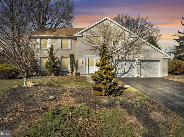 4098 W Tilden Rd, Harrisburg, PA 17112