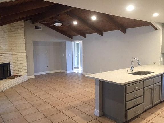 Kitchen/Family Room