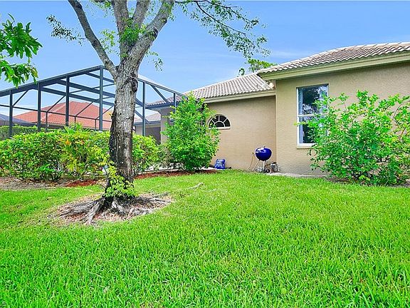 2nd image of 7119 Sugar Magnolia Ct