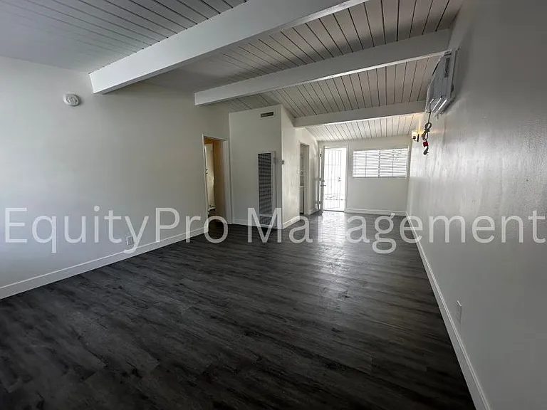 12103 Howard St #12103 — Photo 7