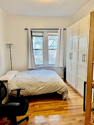 Rented by Bank Neary | media 5