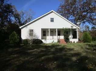 139 Holley St, Leslie, GA 31764