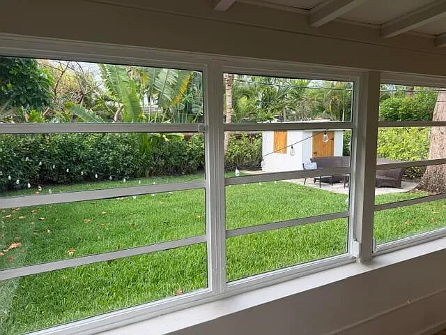 211 Princeton Dr — Photo 21