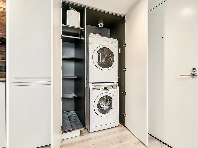 1133 Hornby St #1501 — Photo 5