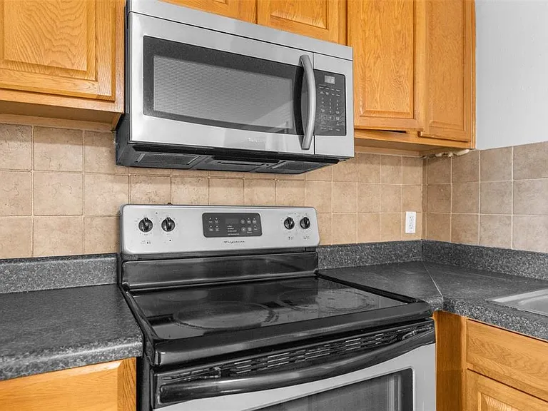 11902 Oceanside Dr — Photo 10