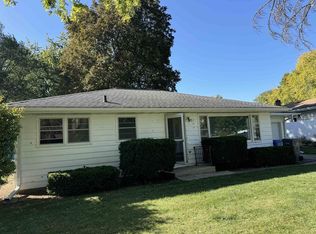 6003 Sylvan Ln, Monona, WI 53716