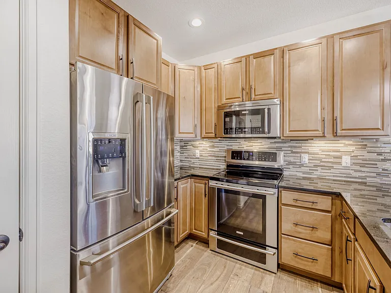 11331 Xavier Dr #205 — Photo 9