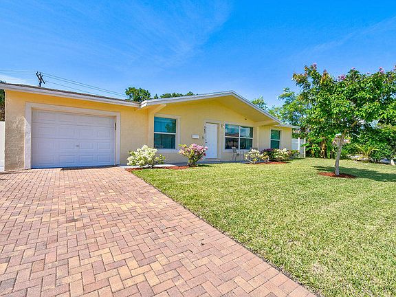 4th image of 563 Palmetto Dr