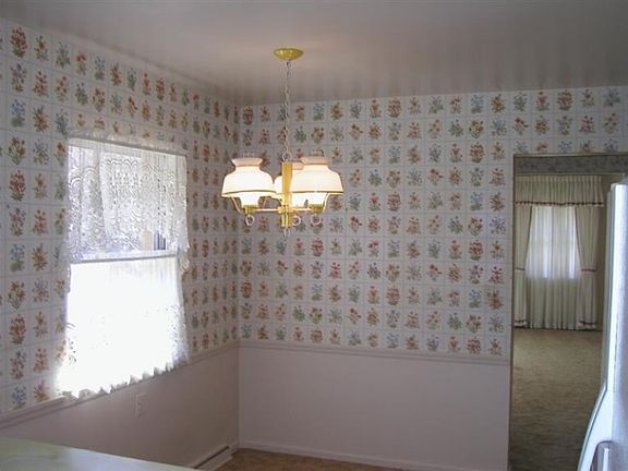 5th image of 1901 Houseman Ave SE