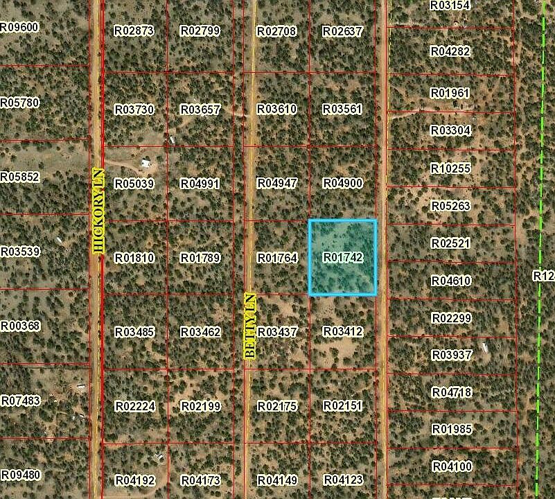1st image of 524 Julie Ln