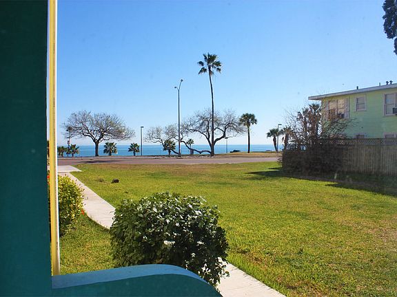 2nd image of 1513 Ocean Dr APT 7