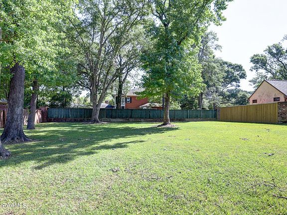 4th image of 147 Enchanted Oak Blvd