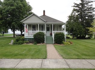 503 N Monroe St, Gardner, IL 60424