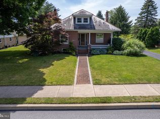 525 S 4th St, Denver, PA 17517