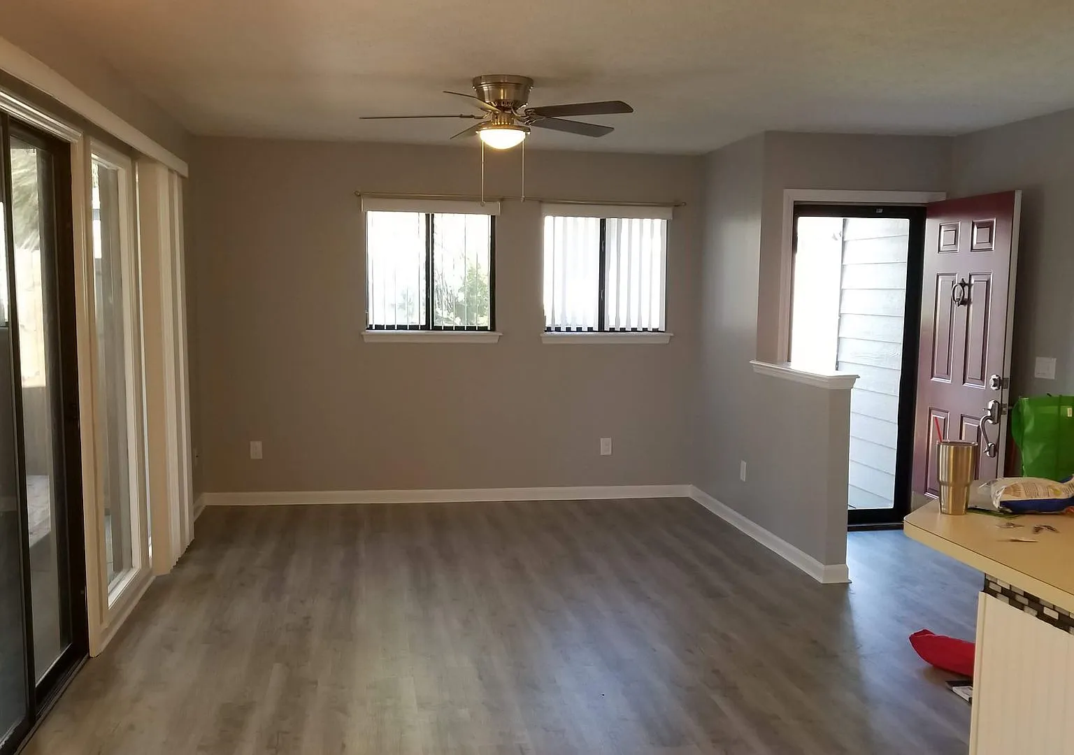 817 Premier Dr — Photo 3