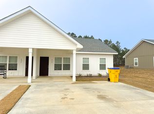 230 Firefly Ln, Brooklet, GA 30415