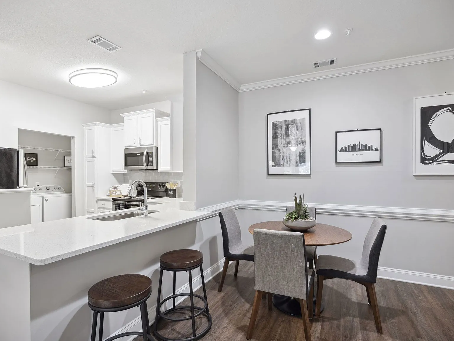 Enclave at Rivergate — Photo 4