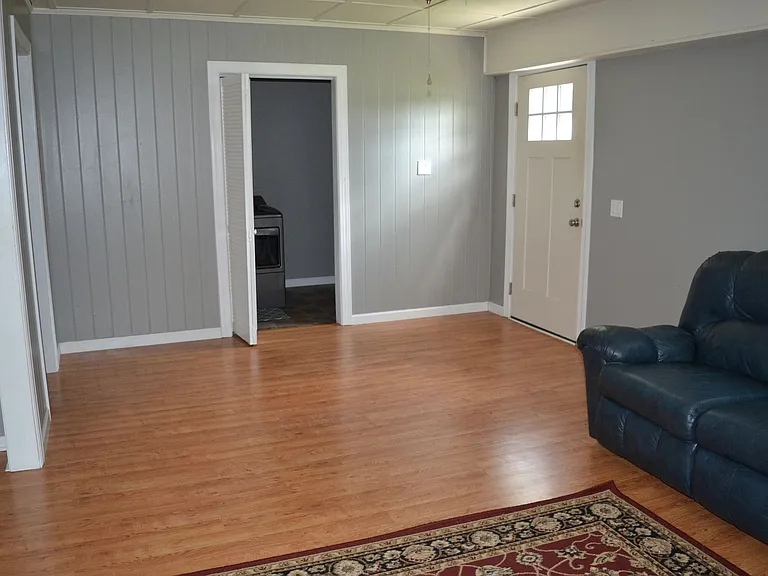 138 Cypress Cir — Photo 6