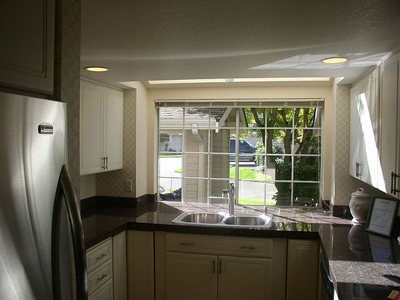 2nd image of 6707 113th Pl SE