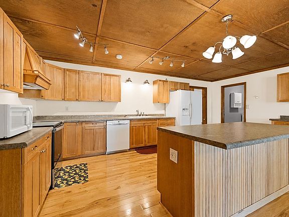 5th image of 5373 Mobley Dr