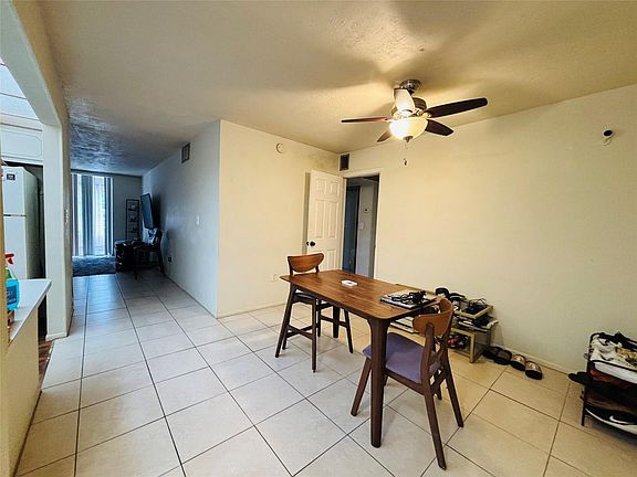 5th image of 7300 NW 17th Street #202
