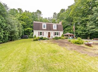 986 Russell Rd, Westfield, MA 01085
